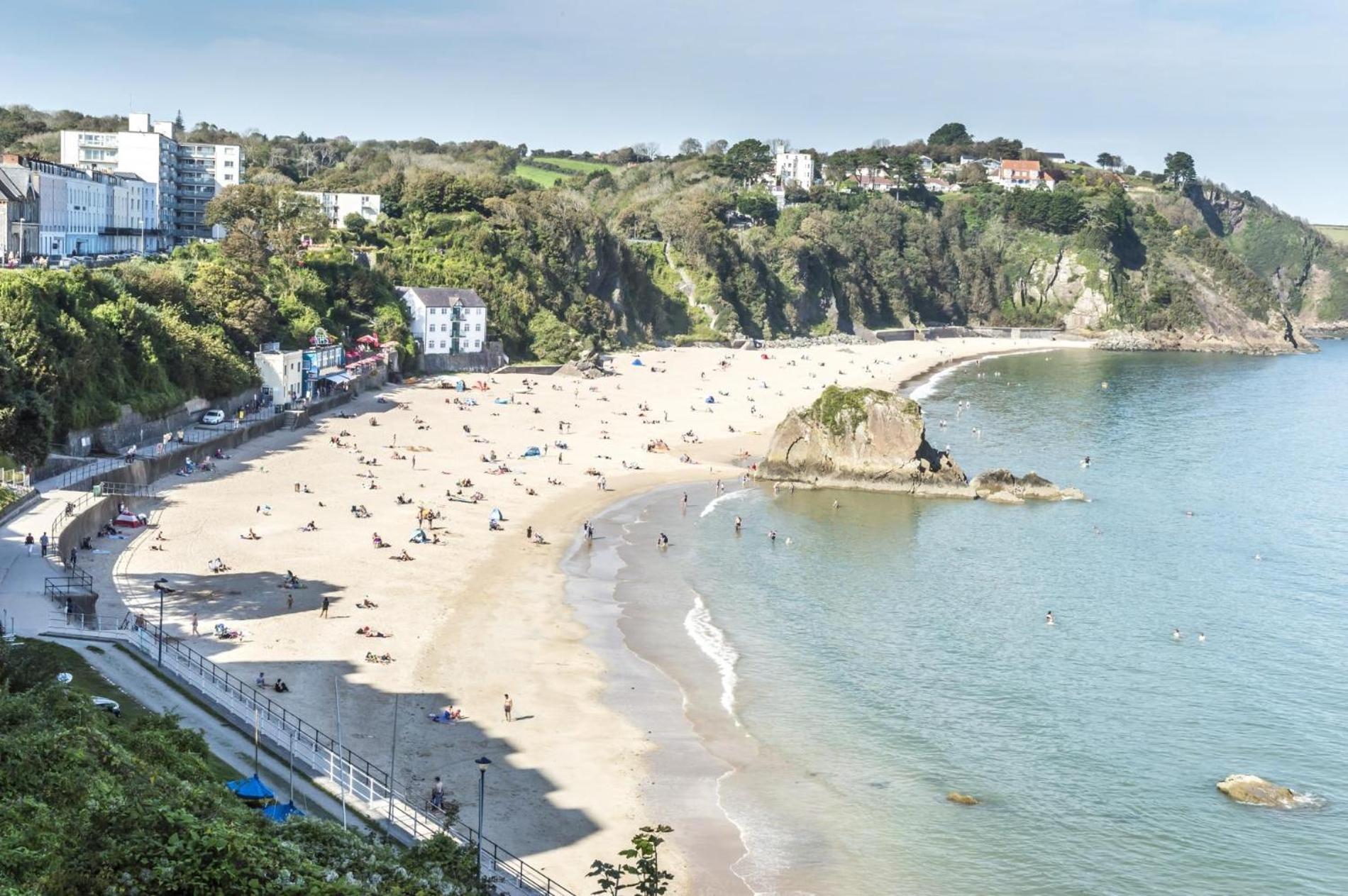 Pieces Of Eight - 2 Bedroom Apartment - Tenby - Exterior photo